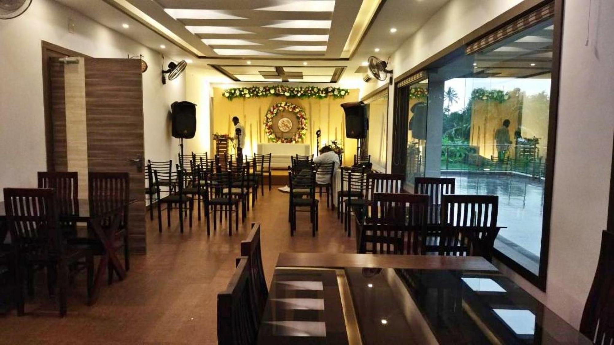 Nadhiyoram River Retreat Kochi Extérieur photo