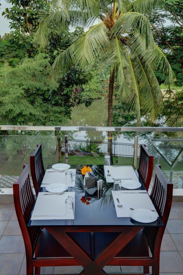 Nadhiyoram River Retreat Kochi Extérieur photo