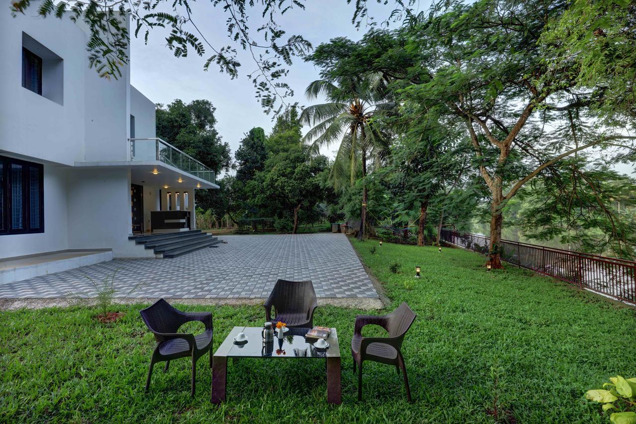 Nadhiyoram River Retreat Kochi Extérieur photo