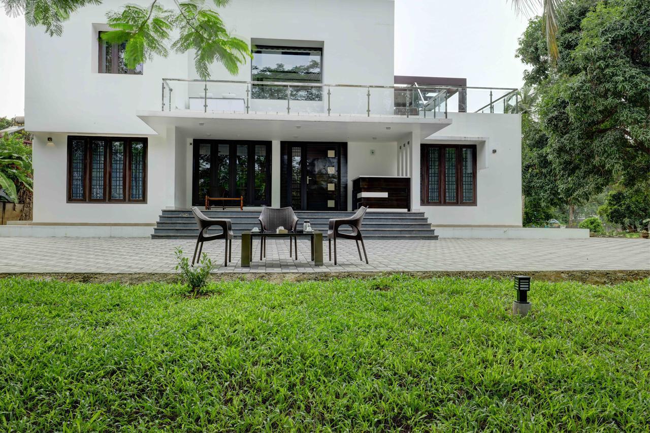 Nadhiyoram River Retreat Kochi Extérieur photo