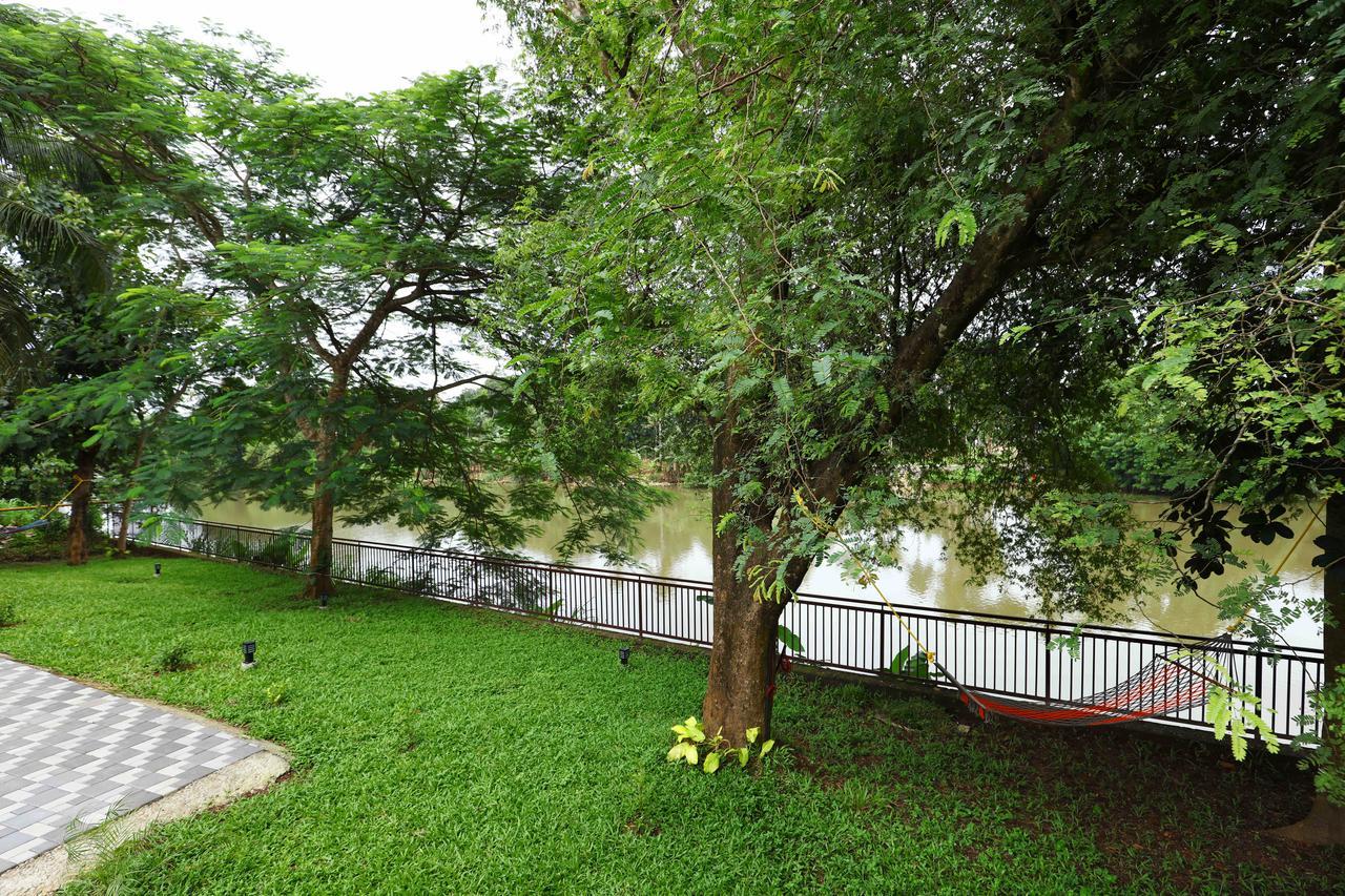 Nadhiyoram River Retreat Kochi Extérieur photo