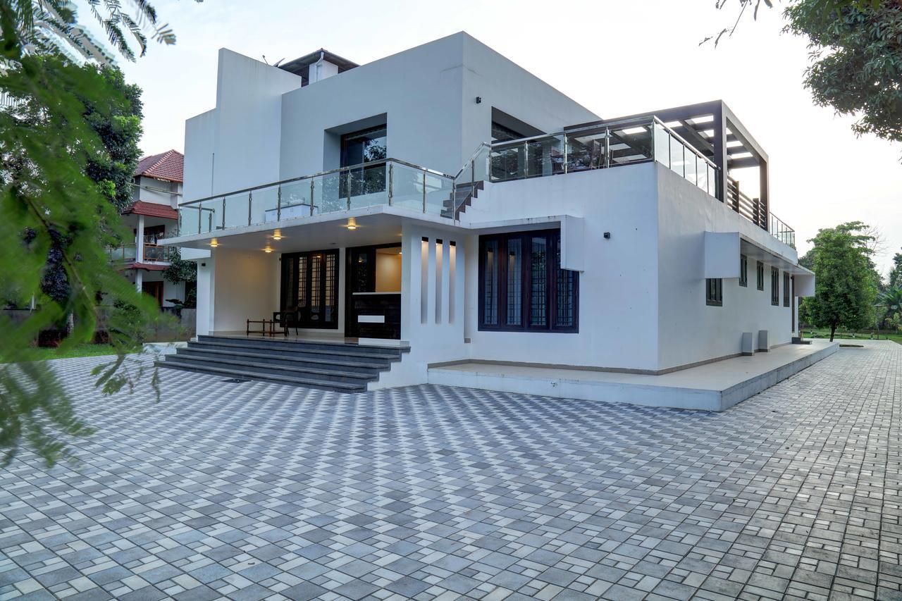 Nadhiyoram River Retreat Kochi Extérieur photo