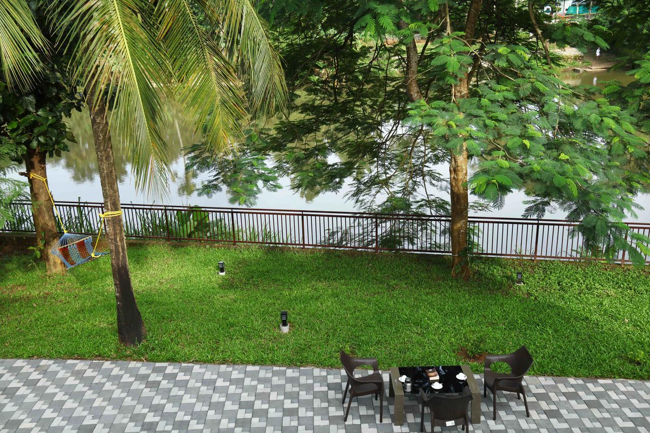 Nadhiyoram River Retreat Kochi Extérieur photo